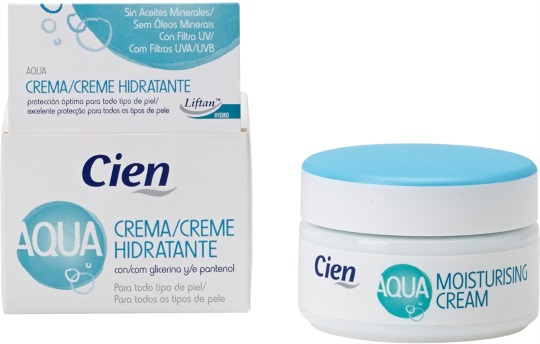 La crema Cien Aqua de Lidl cuesta 2,99 euros La alabada crema Cien Aqua de Lidl cuestaa 2,99 euros